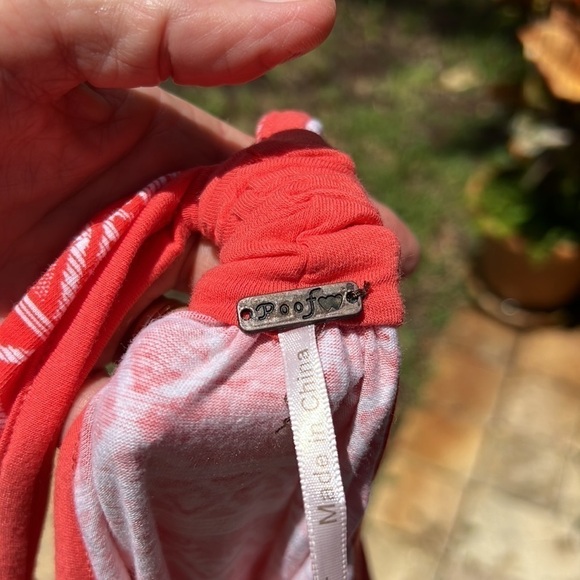 Poof A fun orange and white top. Straps come together and back in a Y shape. - Picture 7 of 11